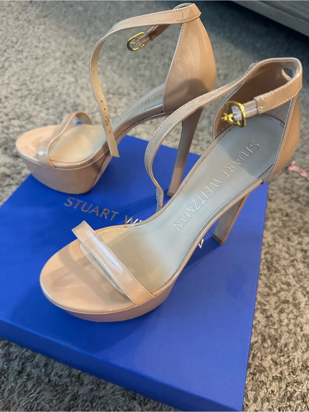 Like New Stuart Weitzman Hollywood Platform Adobe Beige